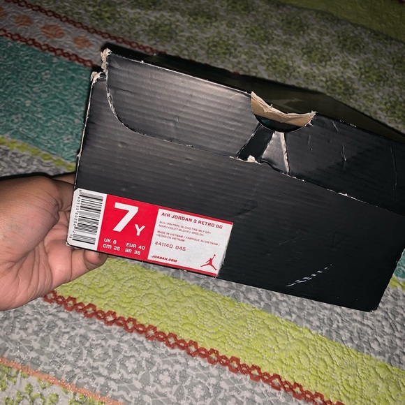 Aqua Jordan Retro 3 - Picture 2 of 5